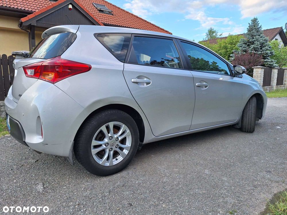 Toyota Auris - 3