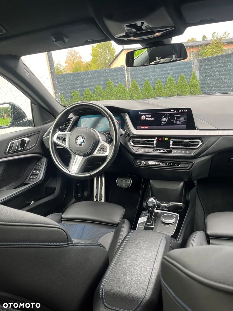 BMW Seria 2 218i M Sport - 9