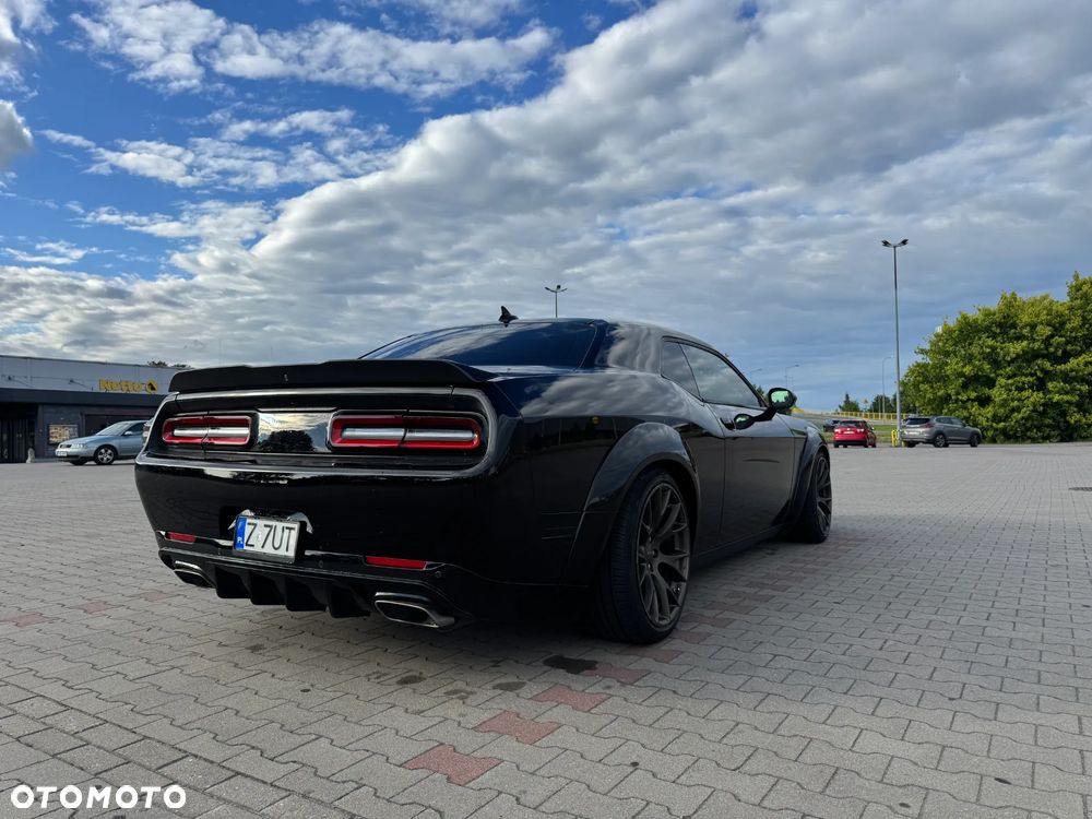 Dodge Challenger Automatik R/T Plus Scat Pack - 8