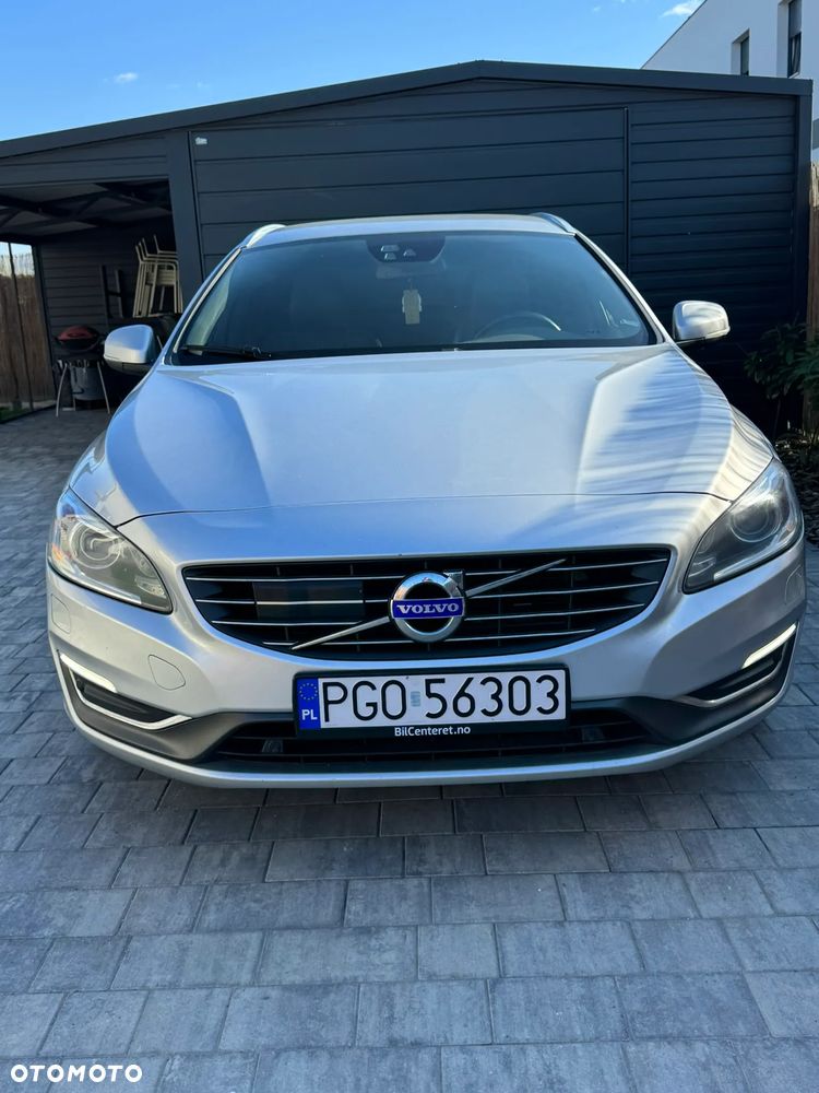 Volvo V60 D4 Geartronic Momentum - 3