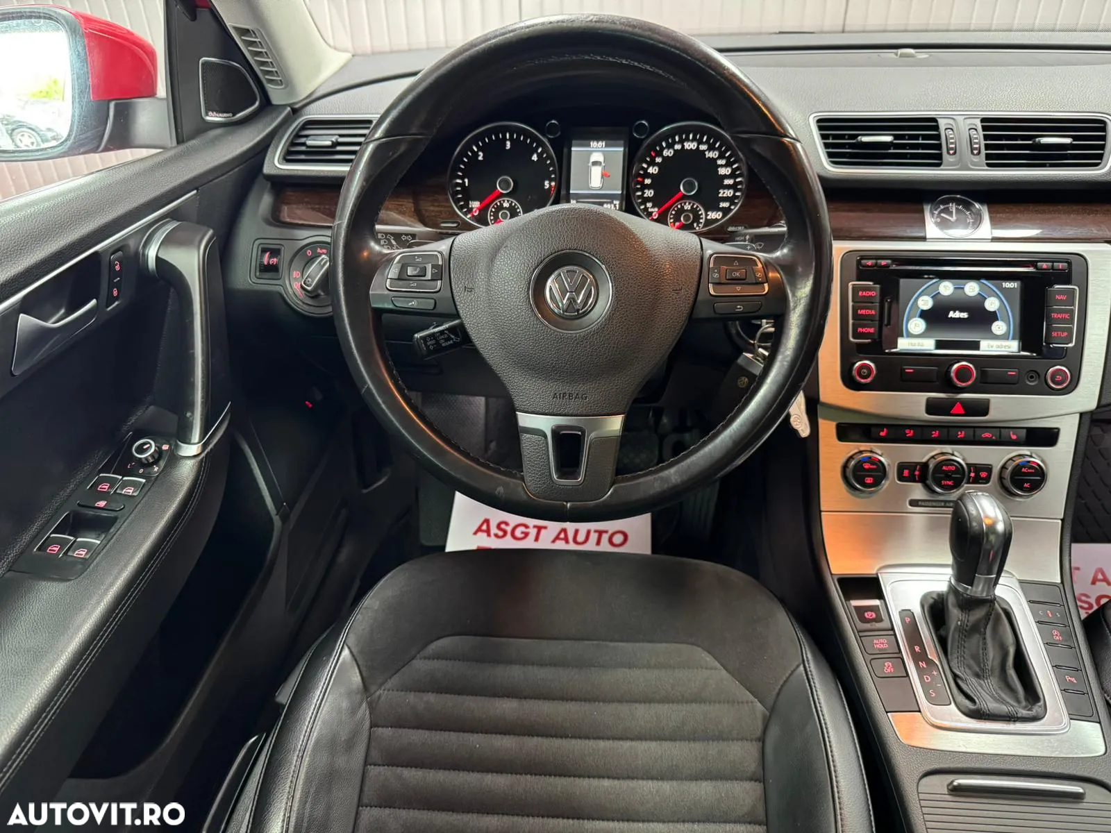 Volkswagen Passat - 8