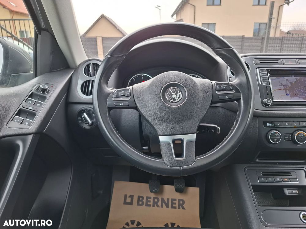 Volkswagen Tiguan 2.0 TDI SCR 4MOTION BlueMotion Technology Lounge Sport & Style - 21