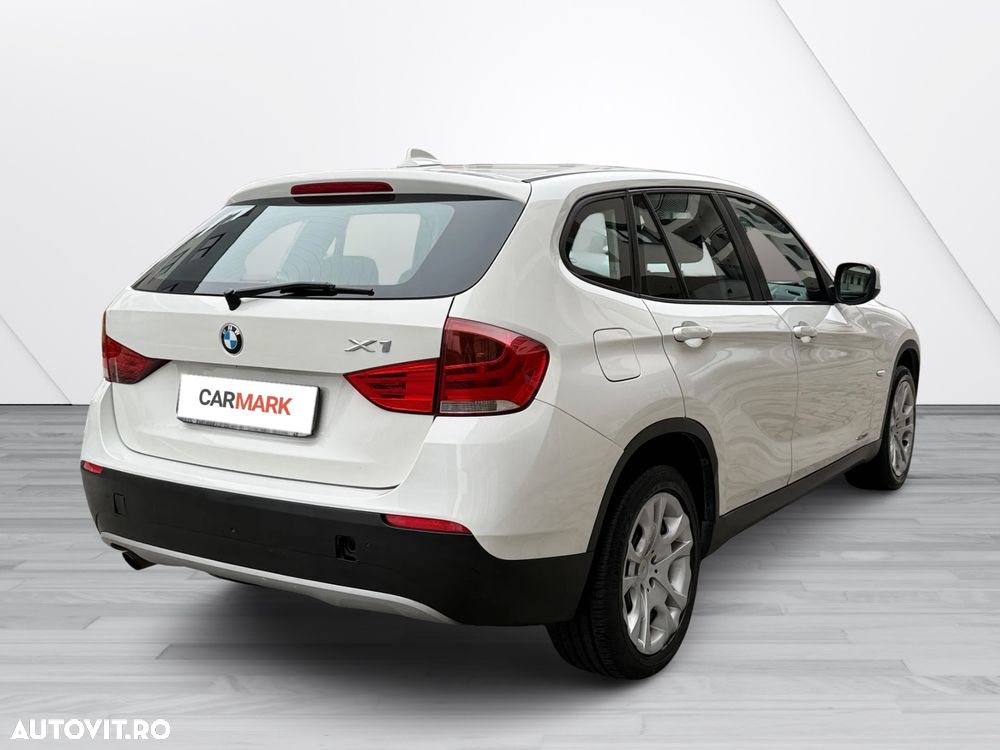 BMW X1 sDrive18d Sport Line - 3