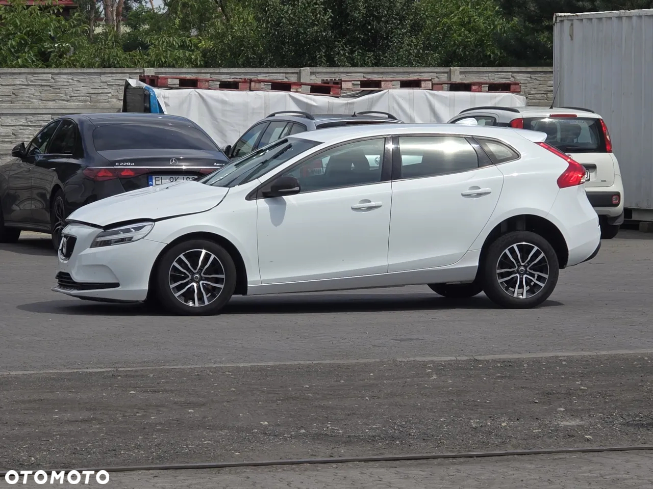 Volvo V40 T2 Geartronic Momentum - 2