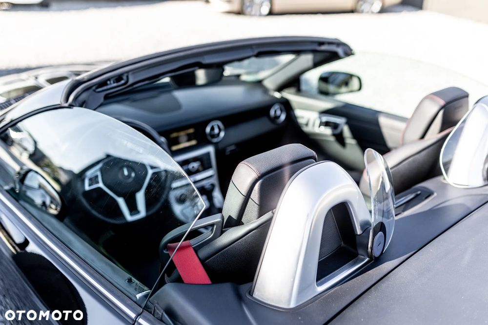 Mercedes-Benz SLK 200 (BlueEFFICIENCY) 7G-TRONIC - 21