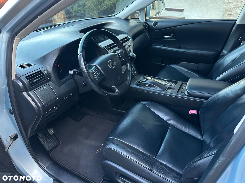 Lexus RX - 11