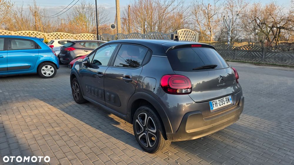 Citroën C3 Pure Tech 110 S&S SHINE - 2