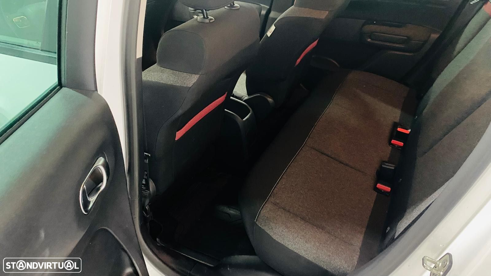 Citroën C3 Aircross 1.2 PureTech C-Series - 12