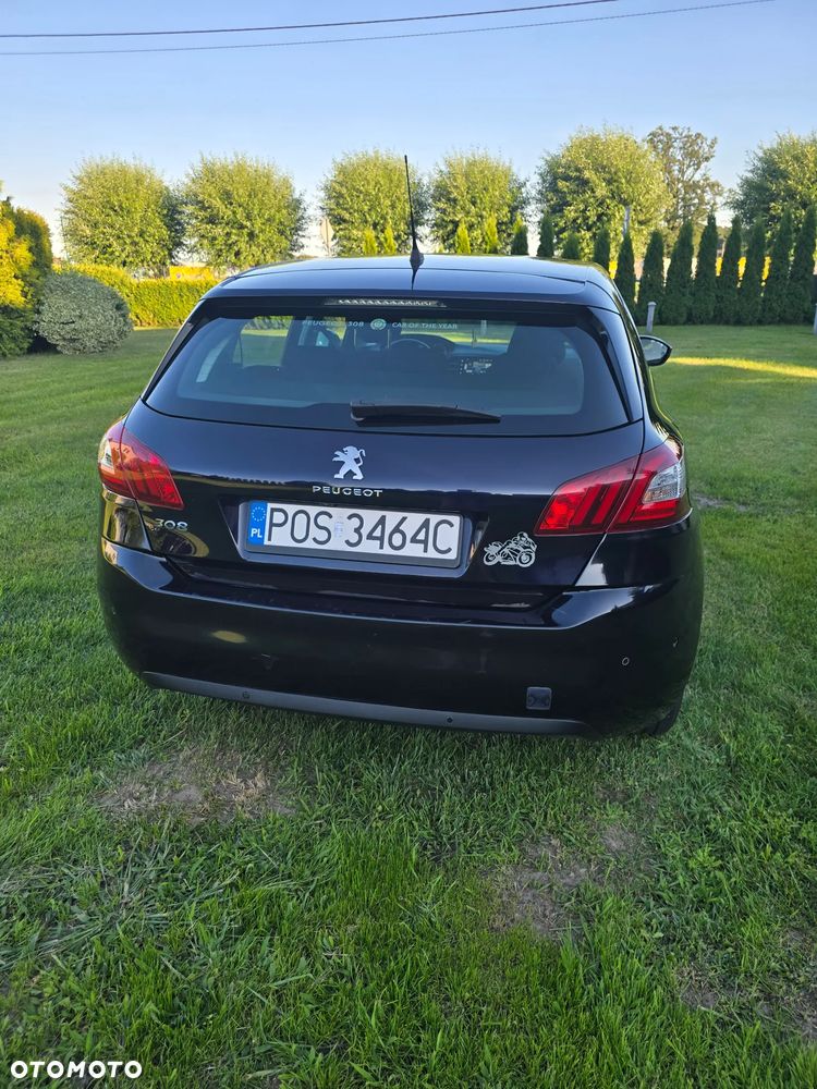 Peugeot 308 1.2 PureTech Allure S&S - 3
