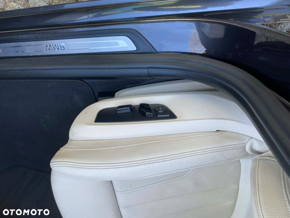 BMW Seria 5 520d Luxury Line - 25