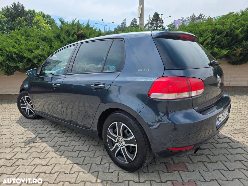 Volkswagen Golf 1.6 TDI DPF BMT Comfortline - 3
