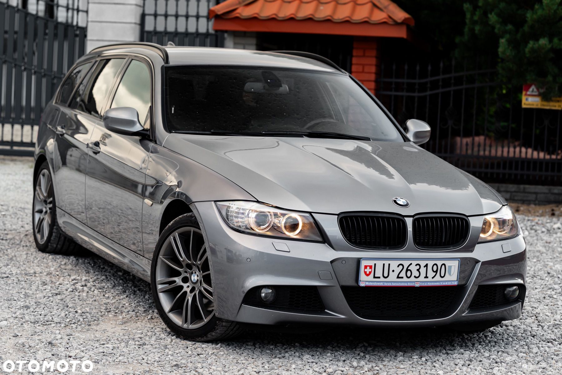 BMW Seria 3 330d xDrive DPF Touring Edition Sport - 1