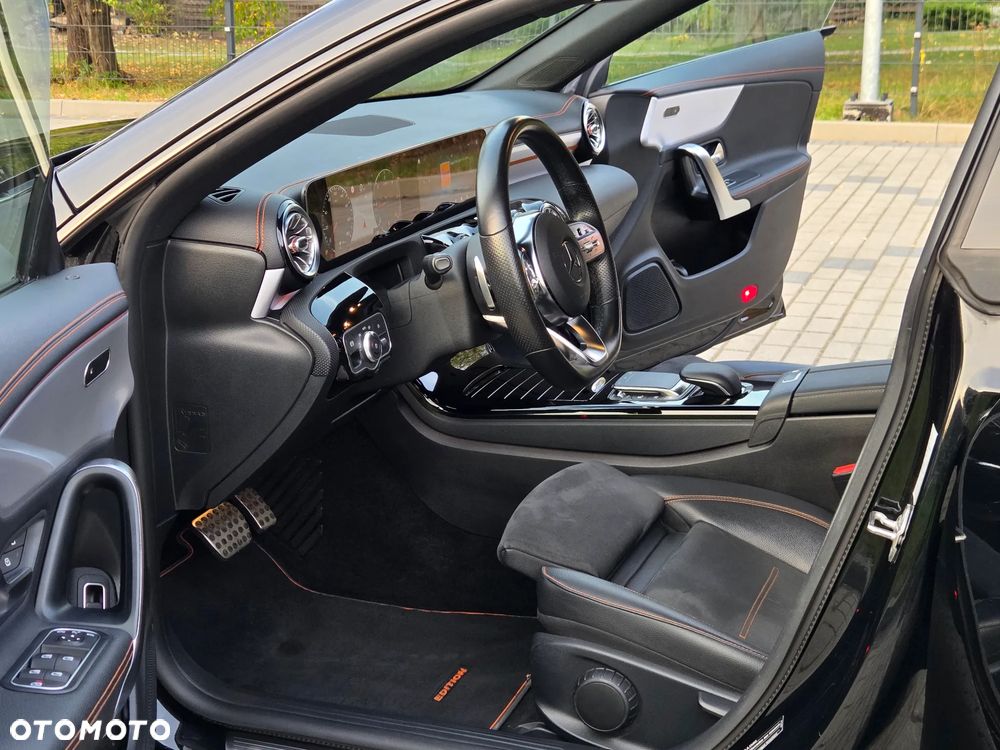 Mercedes-Benz CLA - 28