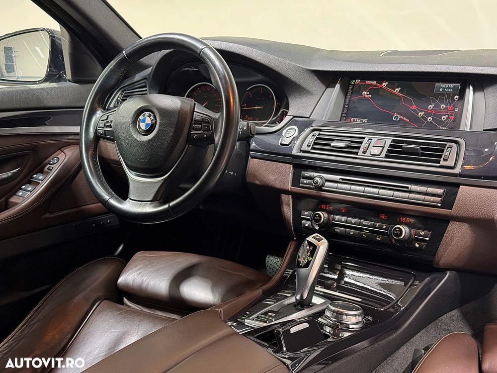 BMW Seria 5 520d Aut. Luxury Line - 17