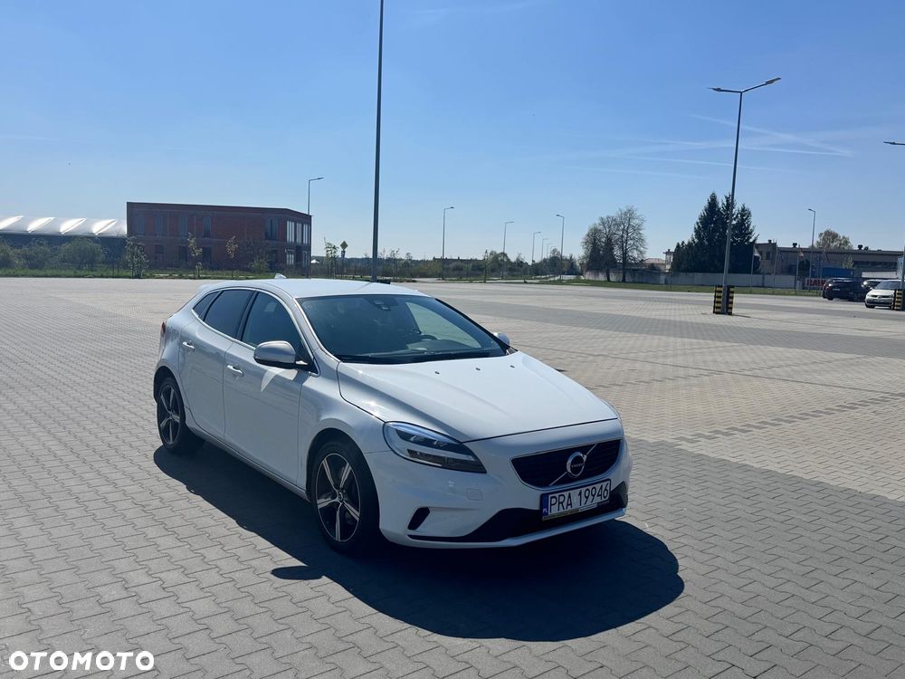 Volvo V40 D3 Geartronic RDesign - 8
