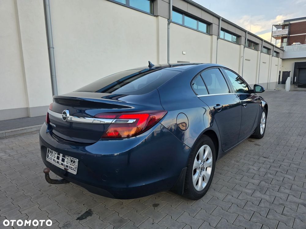 Opel Insignia - 16