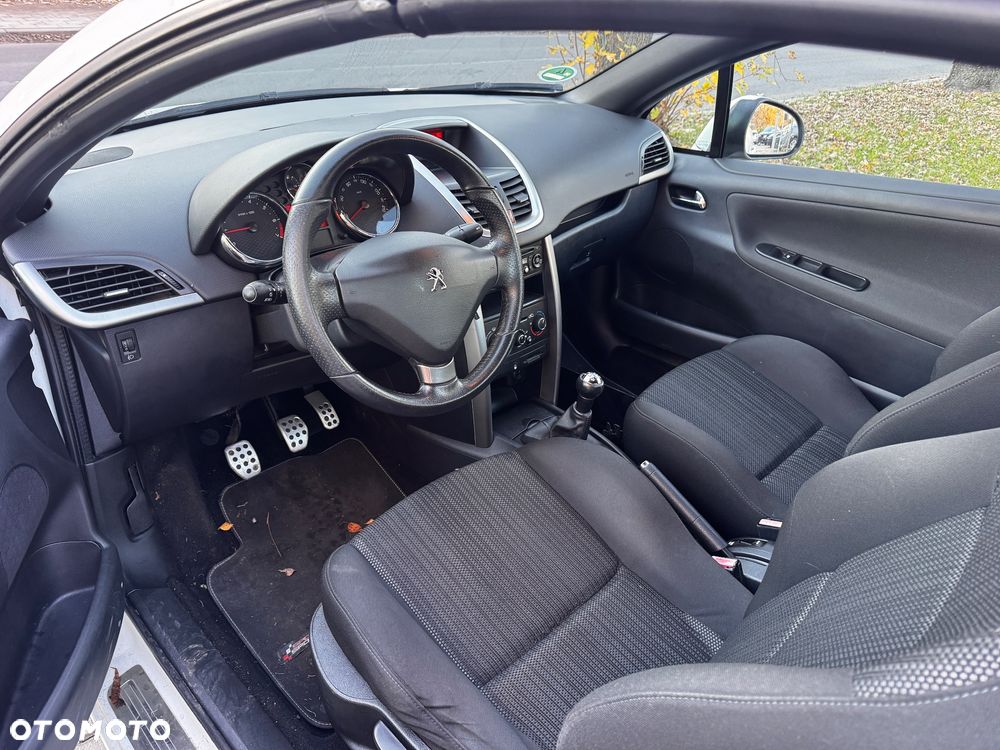 Peugeot 207 120 Sport - 21