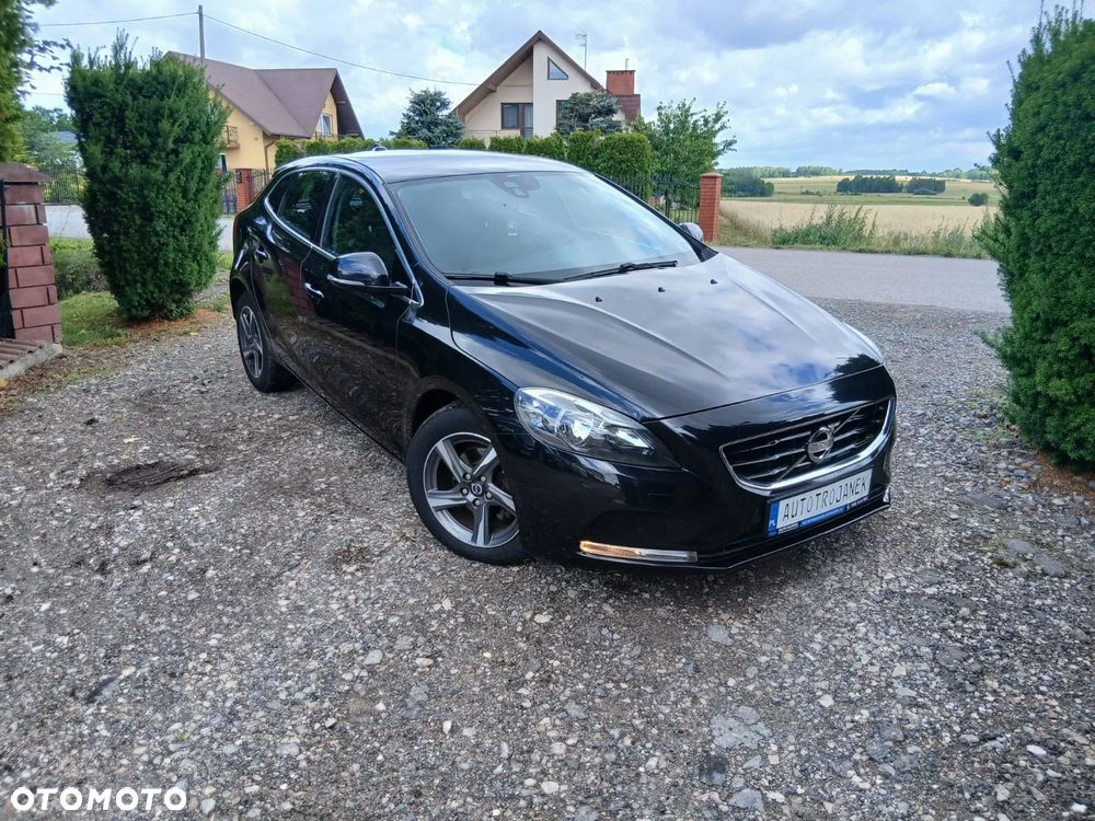 Volvo V40 D2 - 1