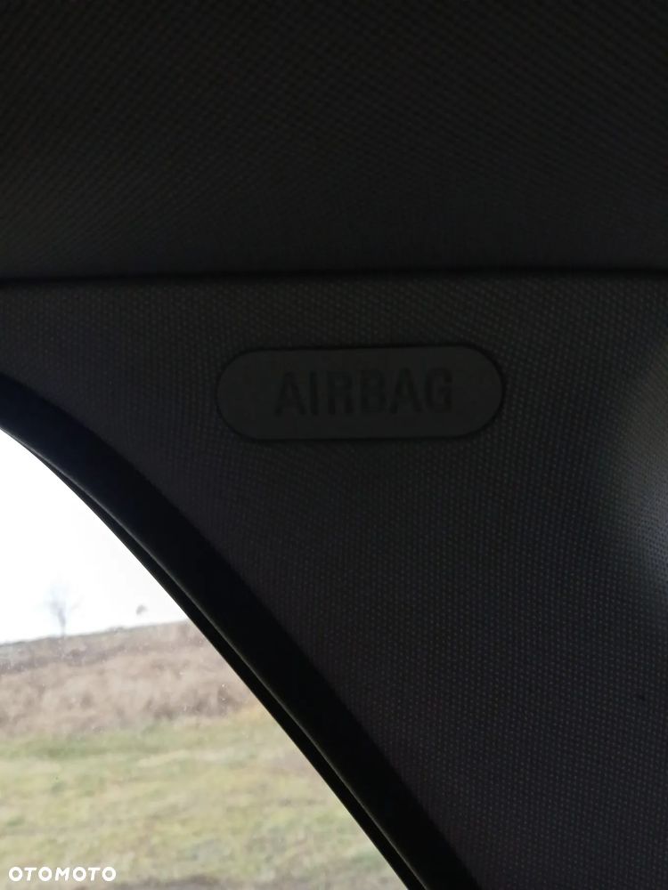 Opel Meriva 1.6 16V Cosmo - 35