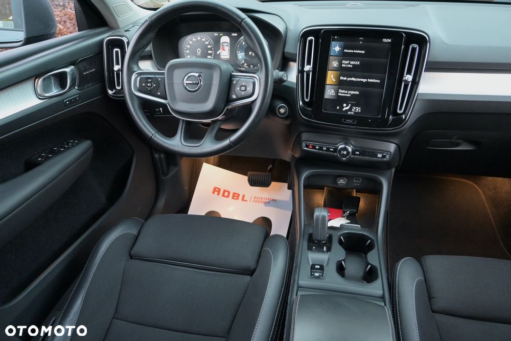 Volvo XC 40 D3 Momentum Pro - 21