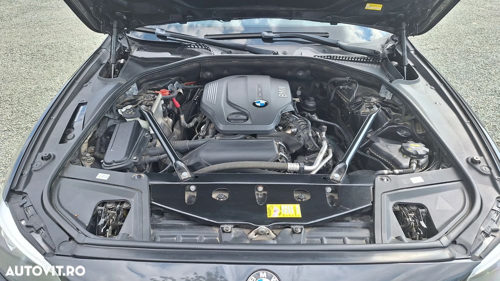 BMW Seria 5 520d Touring Aut. - 7