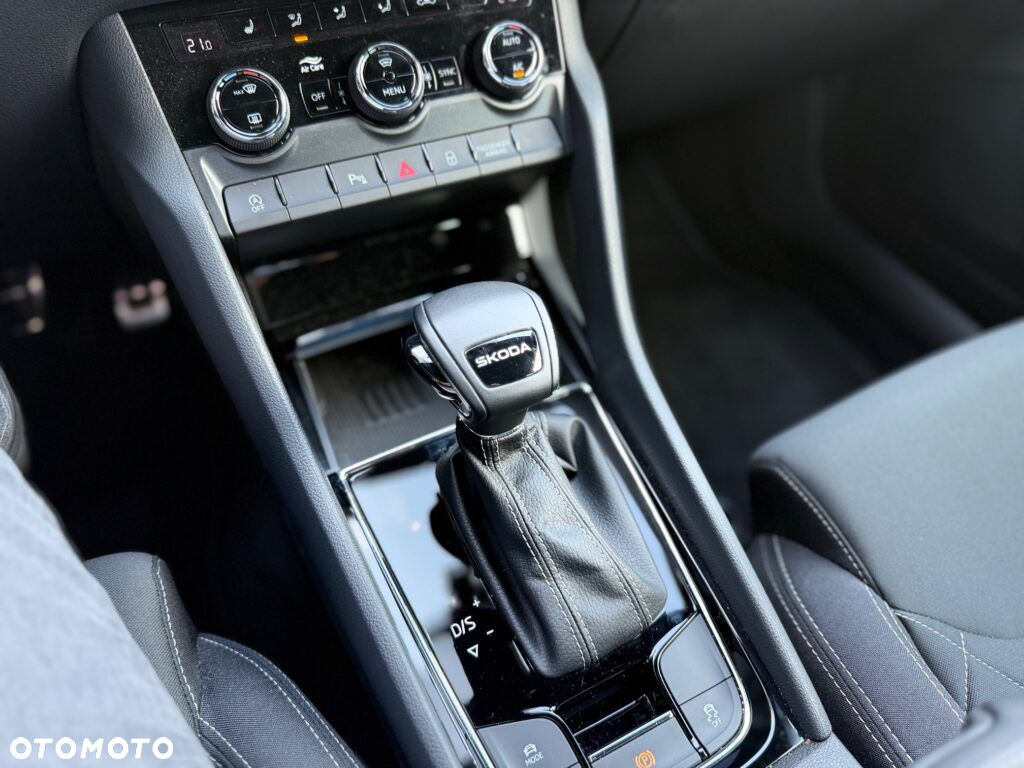 Skoda Karoq 1.5 TSI ACT Sportline DSG - 31
