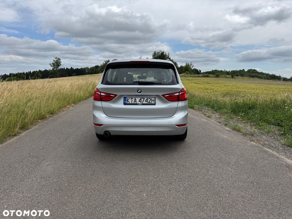 BMW Seria 2 218d Sport-Aut Advantage - 11