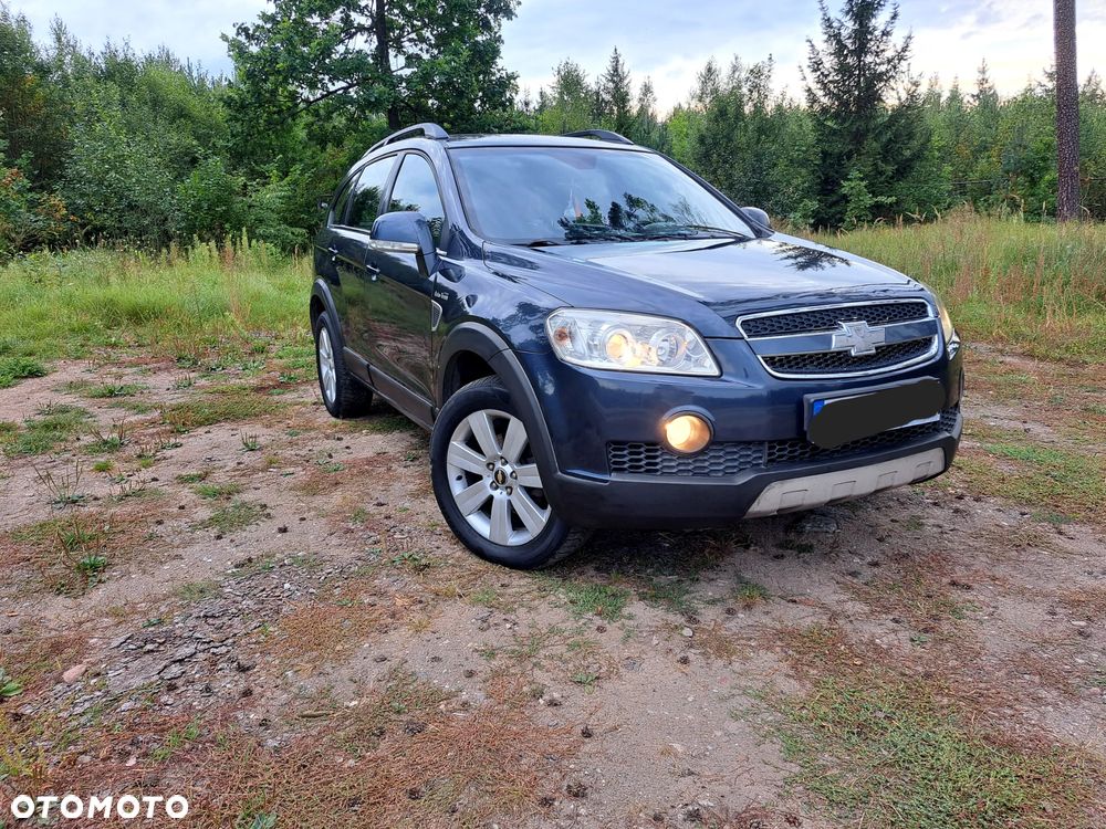 Chevrolet Captiva 2.0 d LT medium - 9
