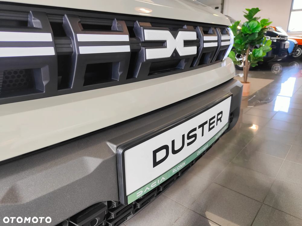 Dacia Duster 1.2 TCe Hybrid-G 150 Journey 4x4 - 11