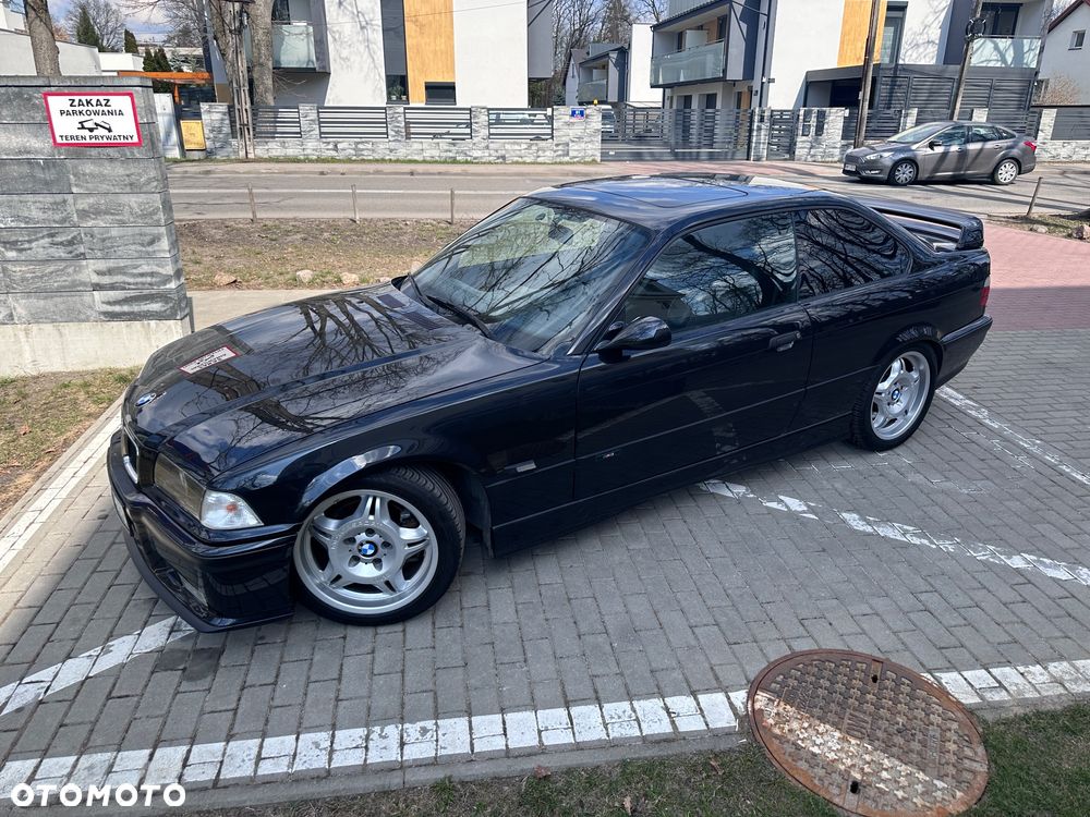 BMW M3 Standard - 2