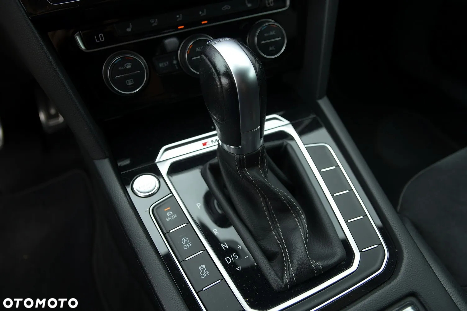 Volkswagen Arteon 2.0 TSI 4Motion R-Line DSG - 34