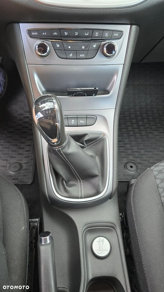 Opel Astra 1.4 T Elite - 20