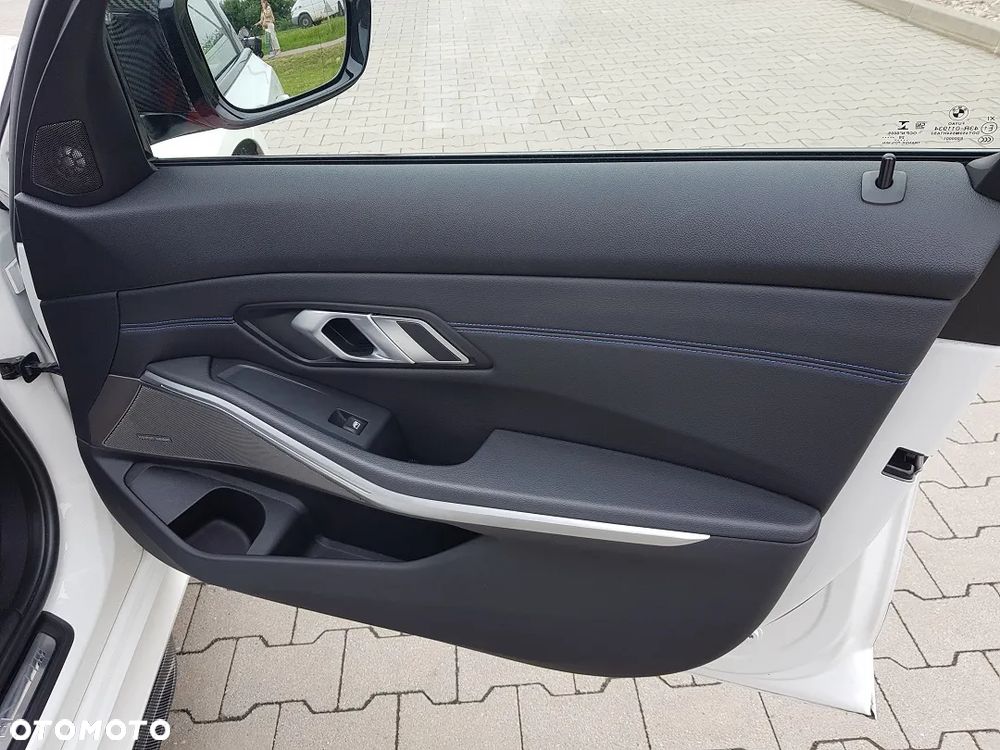 BMW Seria 3 - 28