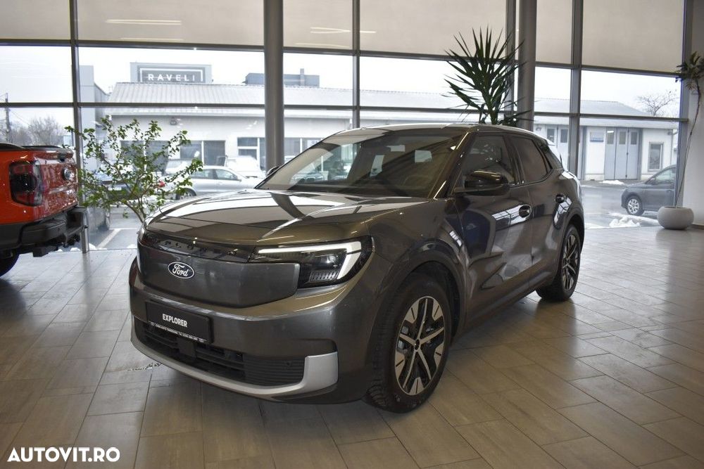 Ford Explorer RWD 77 kWh Extended Range Select - 3