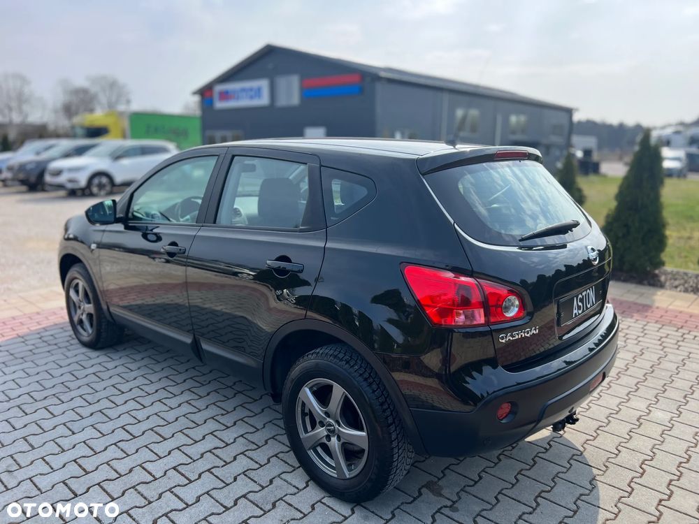 Nissan Qashqai 2.0 dCi DPF acenta - 10