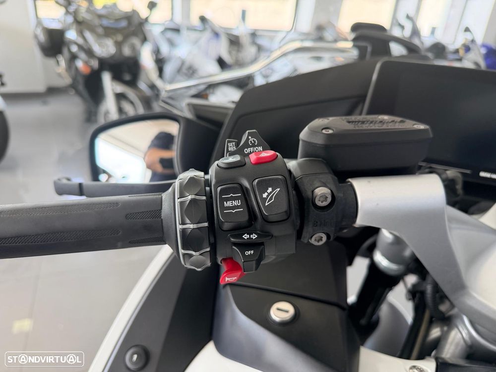 BMW R 1250 RT ALPINE WEISS III - 7
