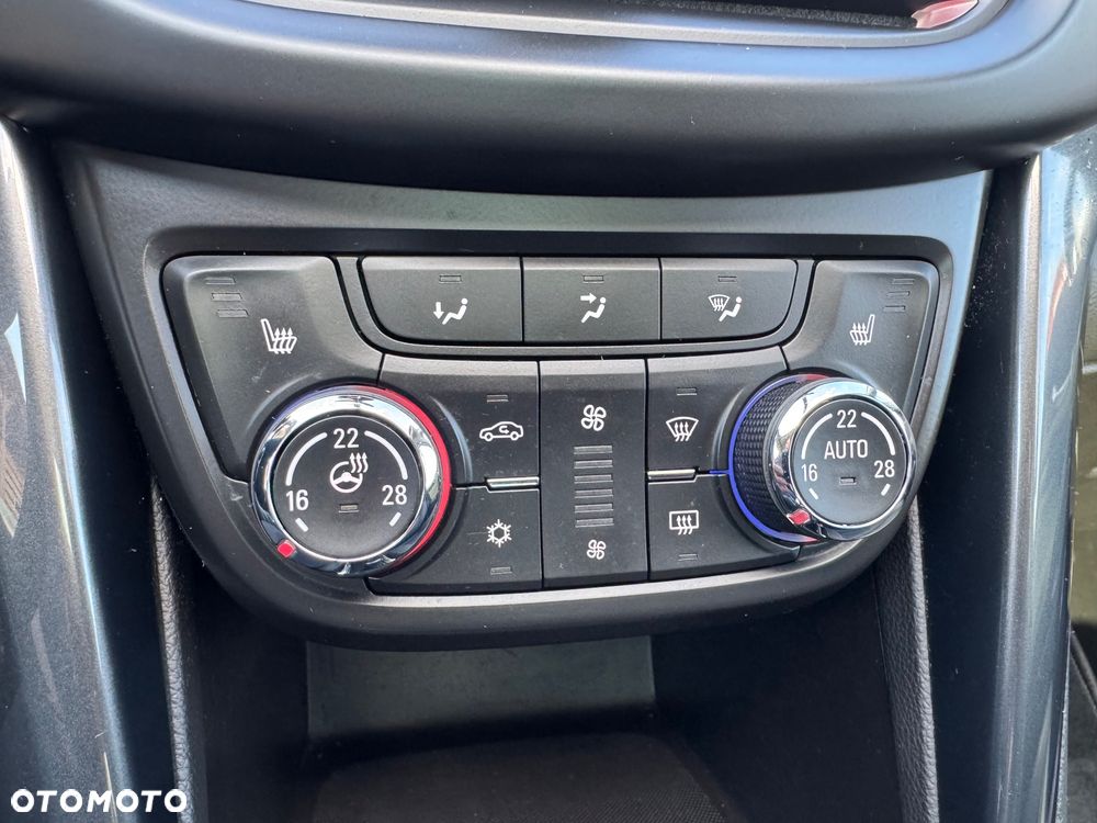 Opel Zafira 2016