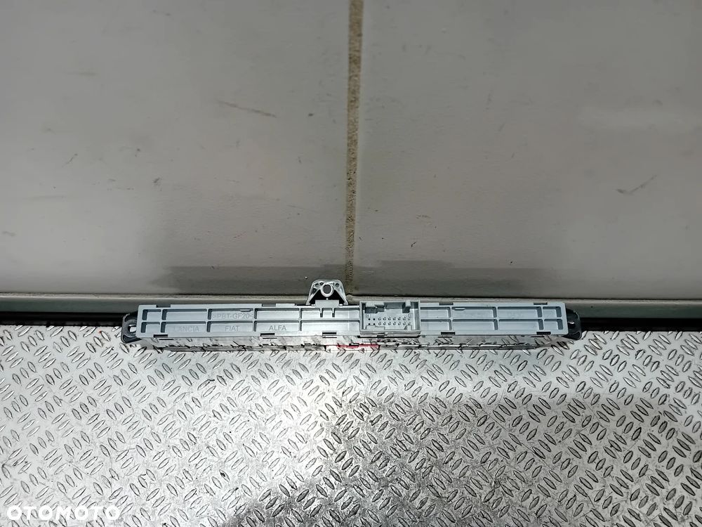 PANEL PRZYCISKI MULTIFUNKCJA IVECO DAILY R2016 NR 5801655079 - 3