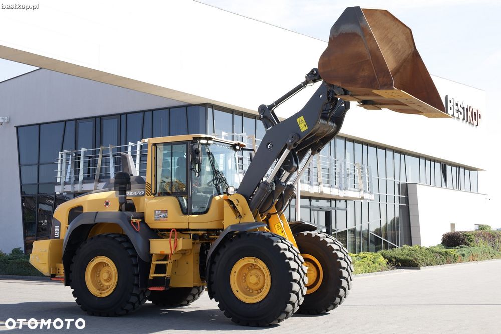 Volvo L120H - 18