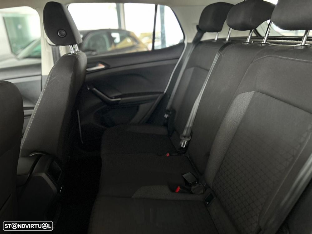 VW T-Cross - 11