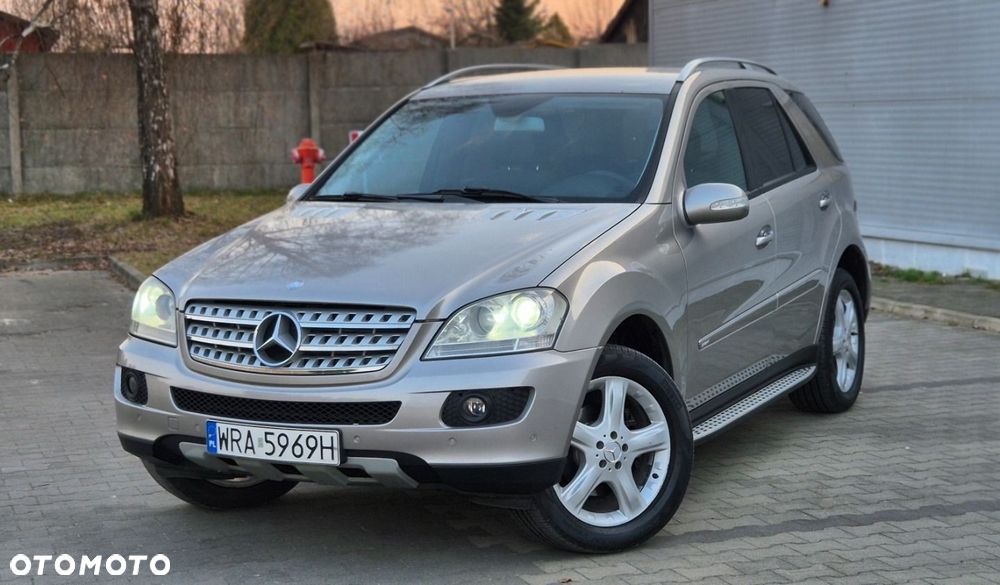 Mercedes-Benz ML 320 CDI 4Matic 7G-TRONIC Edition 10 - 16