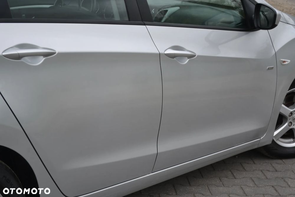 Hyundai i30 1.6 CRDi BlueDrive Classic - 8