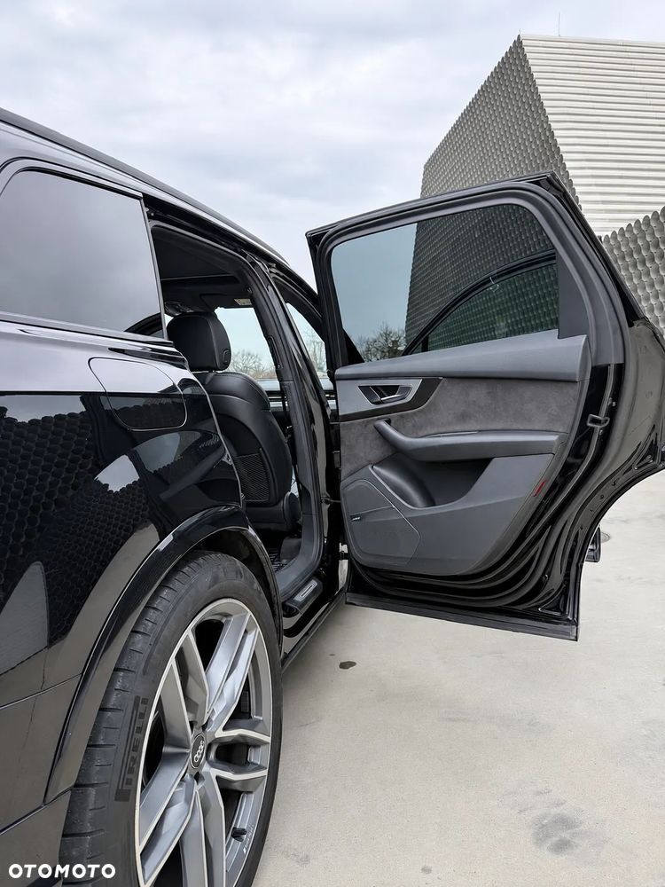 Audi SQ7 - 13