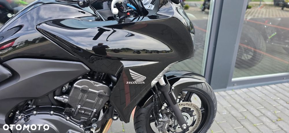 Honda CBF - 10
