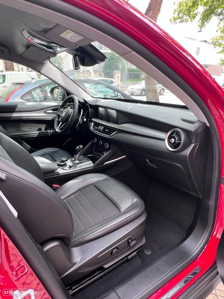 Alfa Romeo Stelvio 2.2 D Super AT8 - 8