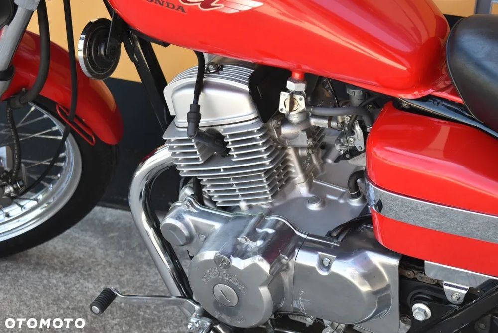 Honda CA - 19