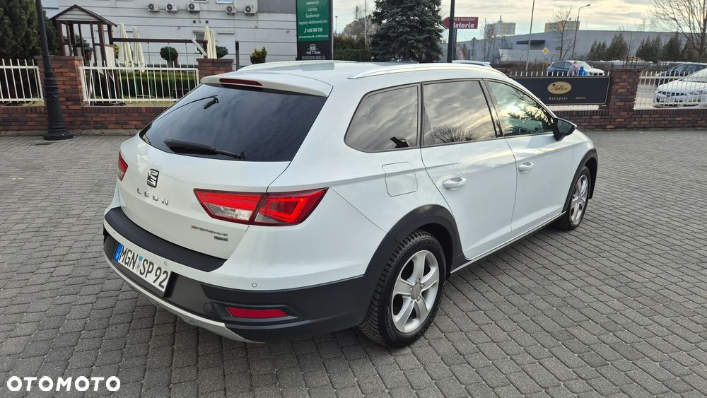 Seat Leon 2.0 TDI DPF Start&Stop XCELLENCE - 4