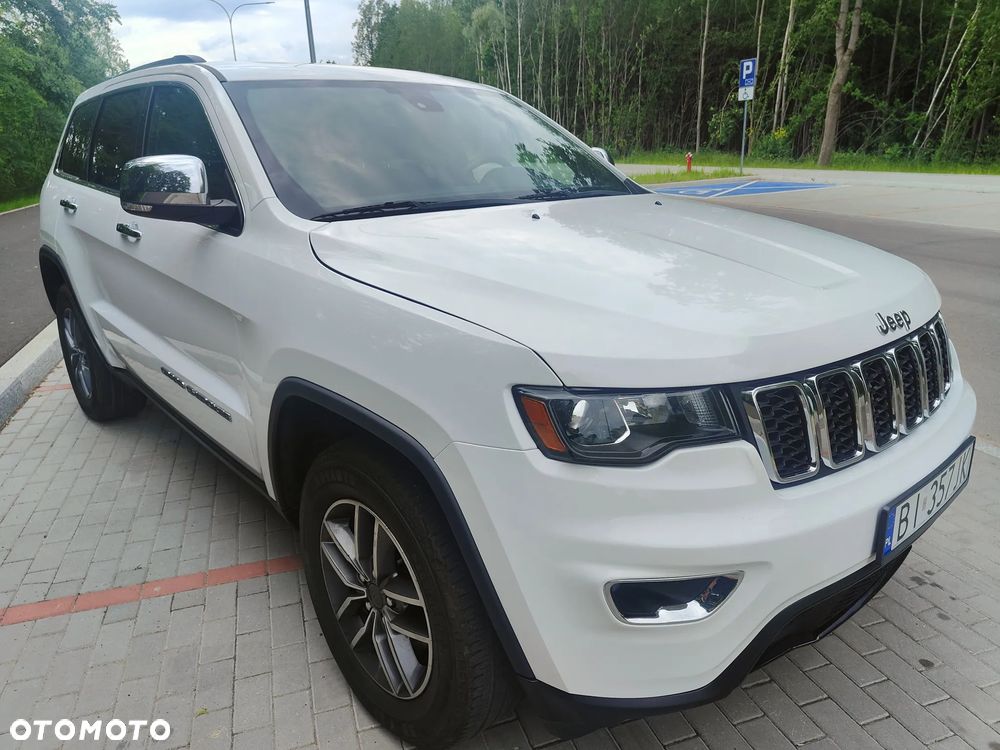Jeep Grand Cherokee - 1