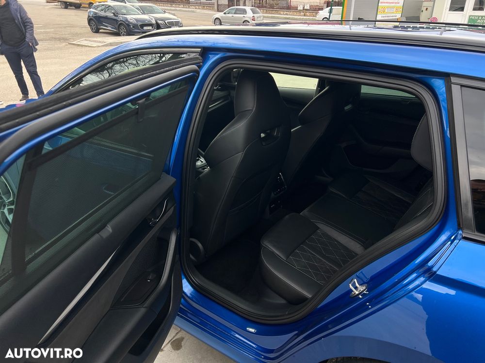 Skoda Octavia 2.0 TDI DSG RS Plus - 8