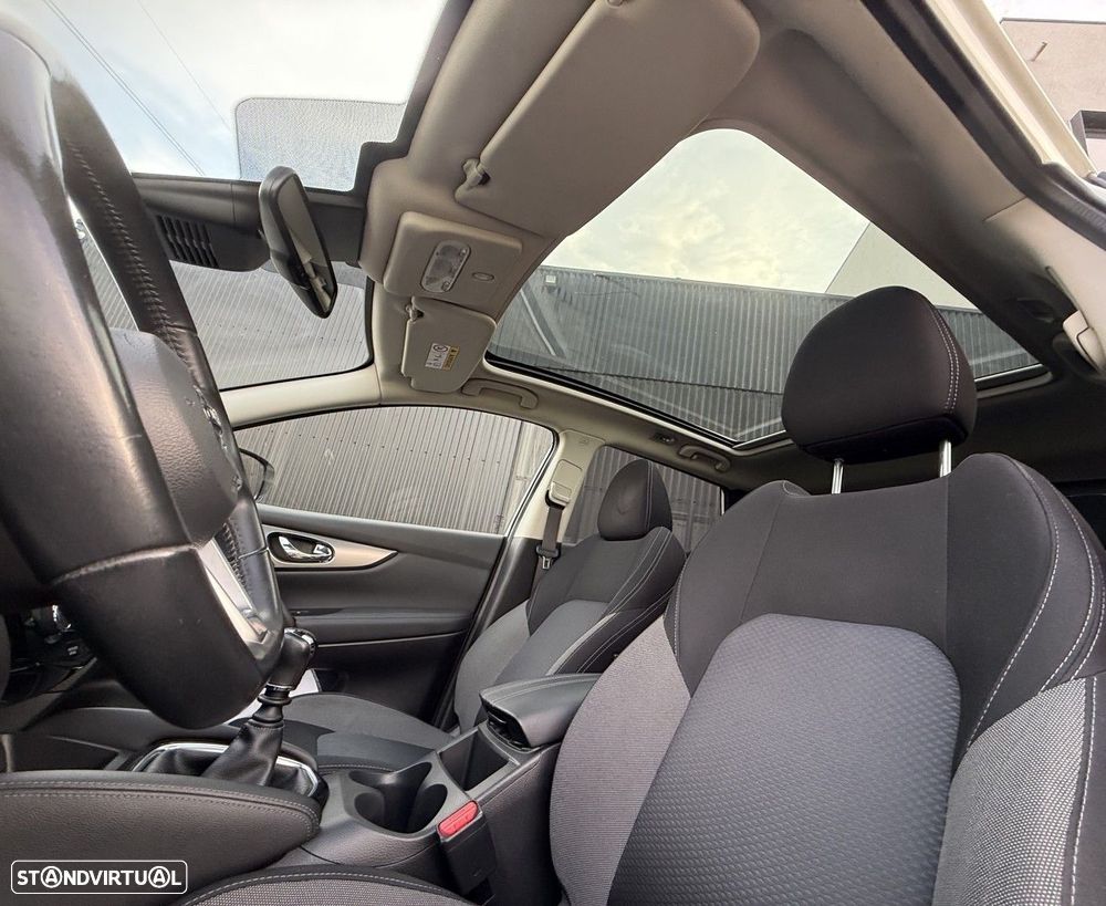 Nissan Qashqai 1.5 dCi N-Connecta - 20